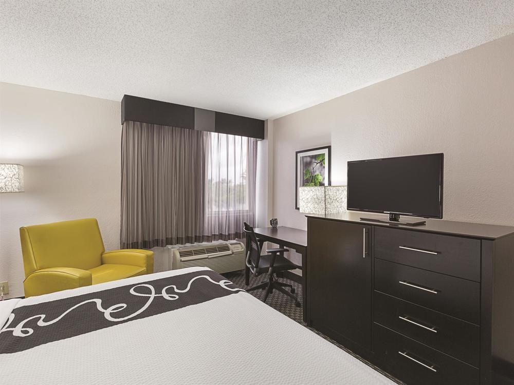La Quinta By Wyndham Miami Lakes Exteriör bild