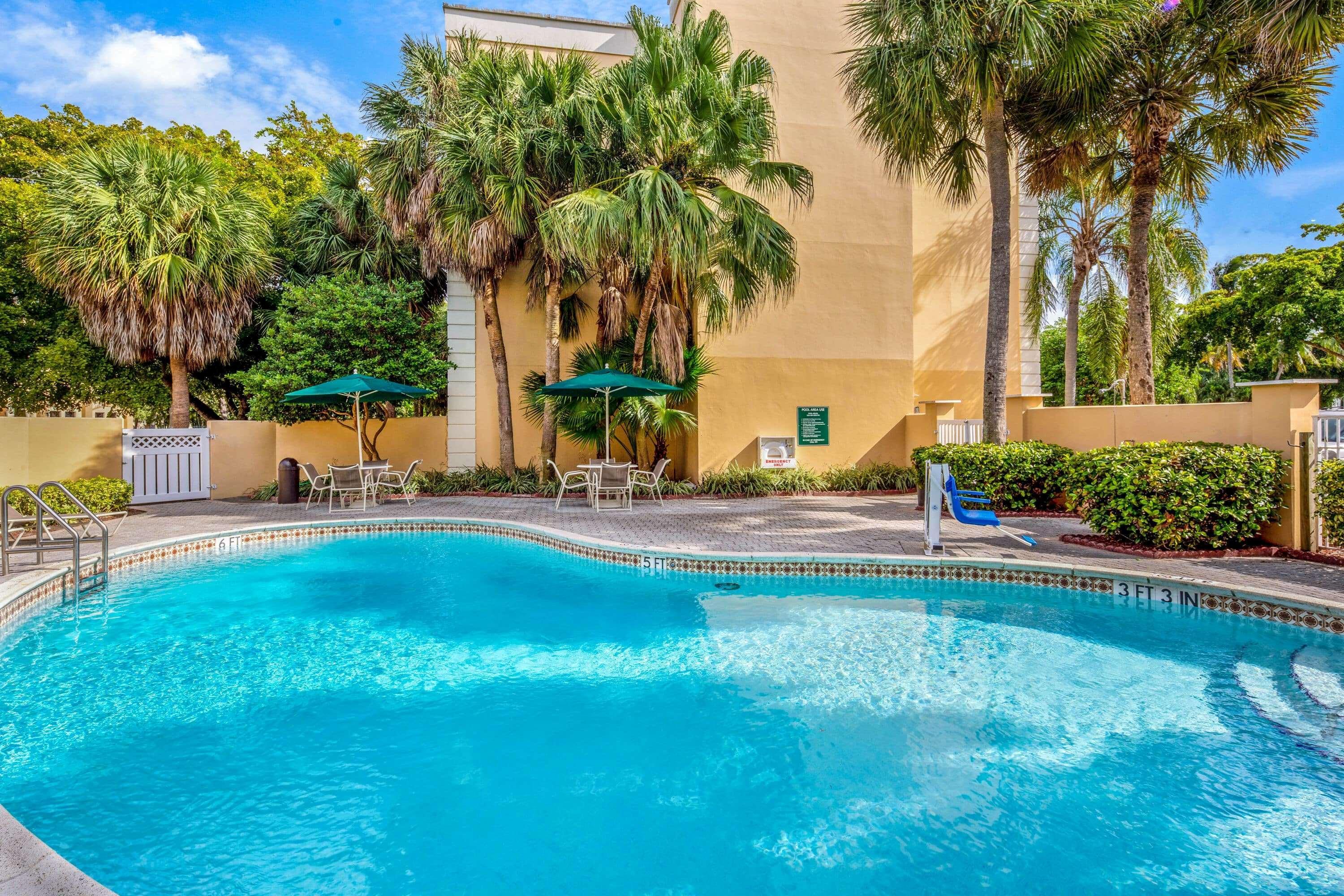 La Quinta By Wyndham Miami Lakes Exteriör bild
